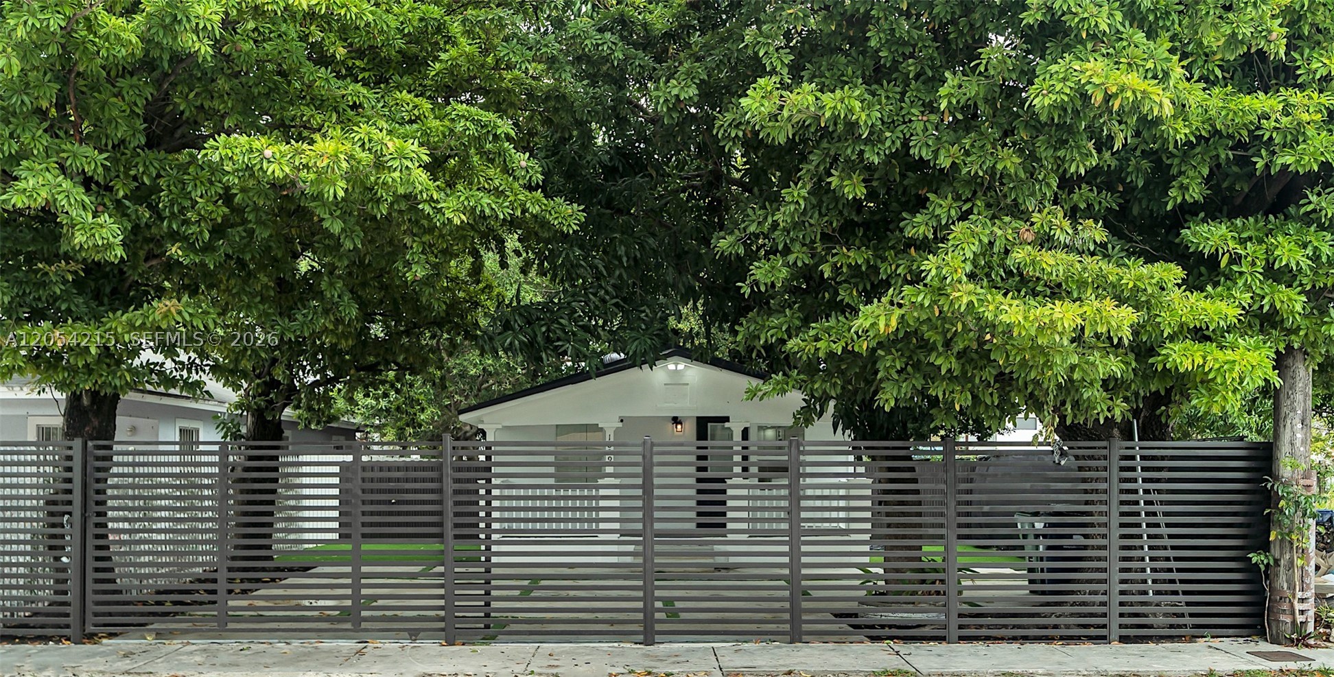 LIBERTY CITY - Residential Lease