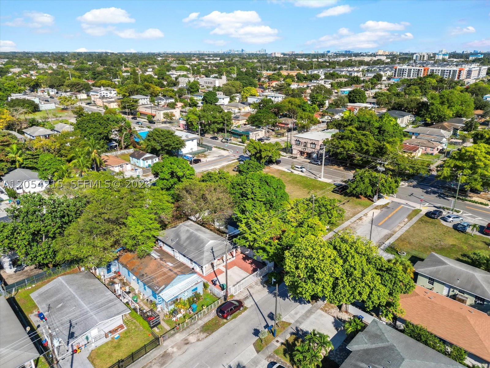 LIBERTY CITY - Residential Lease
