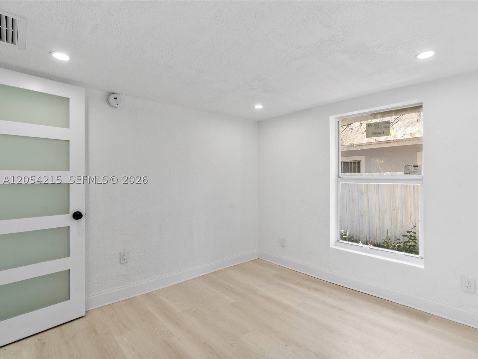 LIBERTY CITY - Residential Lease