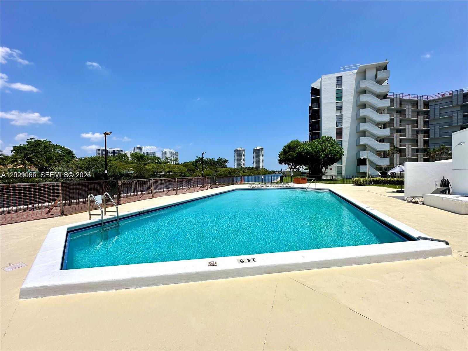 ENSENADA CONDO BLDG E-II - Residential Lease