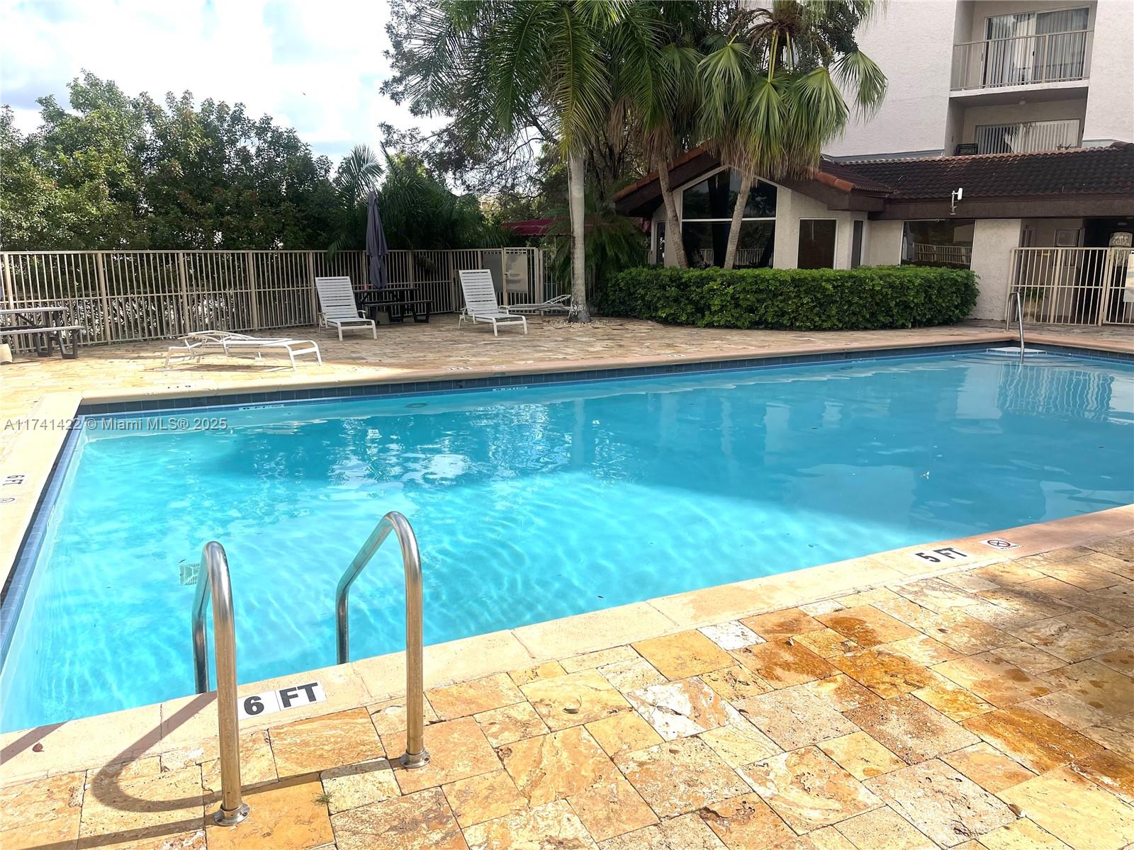 KENDALL LAKE TOWERS CONDO - Residential Lease