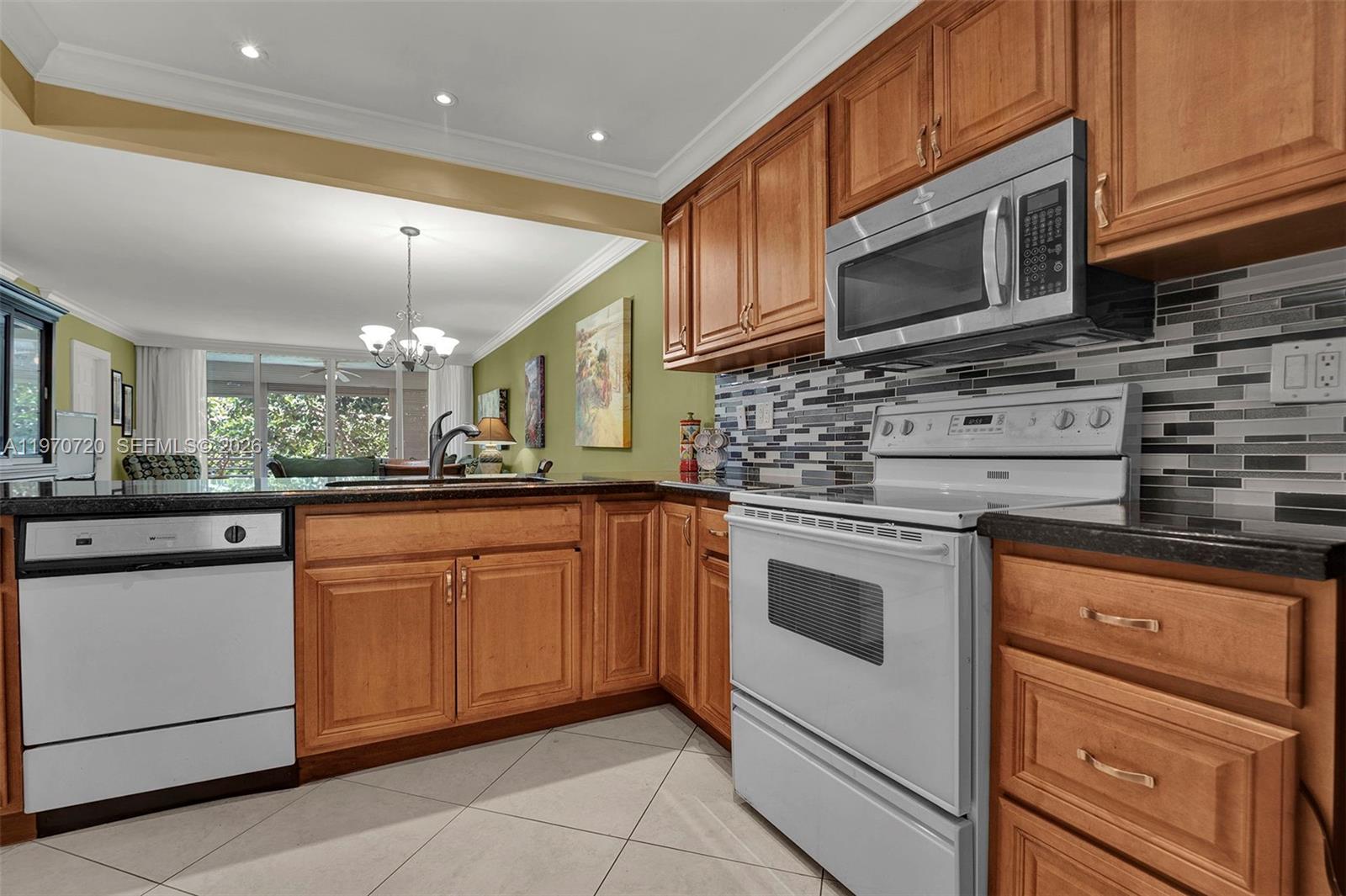 NO 38 PALM-AIRE COUNTRY C - Residential