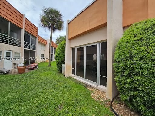 COUNTRYSIDE CONDO - Residential