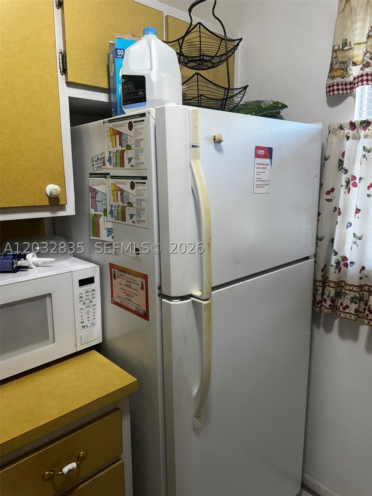 COUNTRYSIDE CONDO - Residential