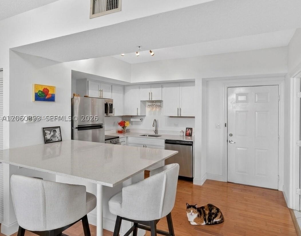 DIXIE GROVE RESIDENCES CO - Residential