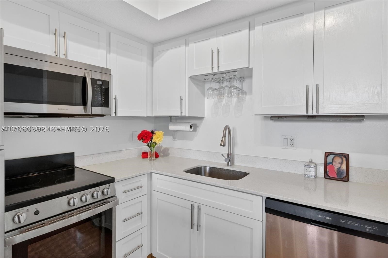 DIXIE GROVE RESIDENCES CO - Residential