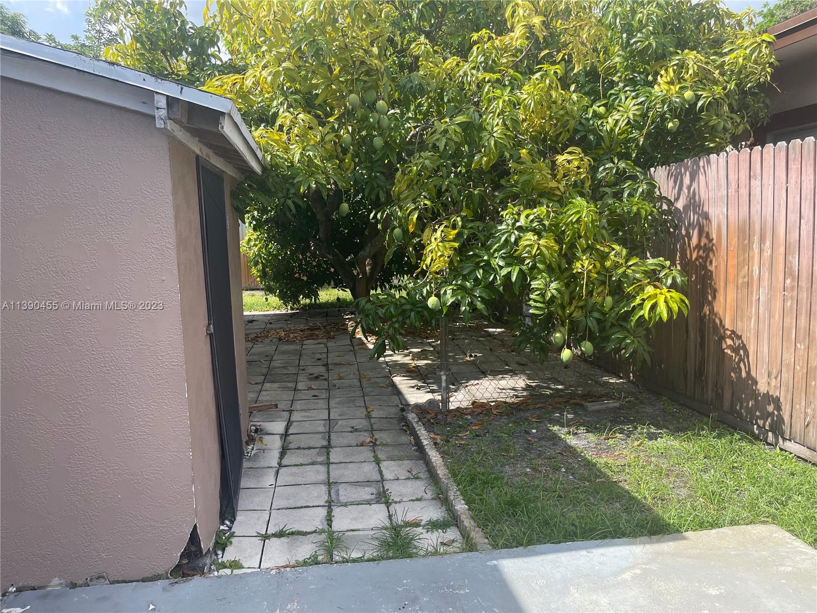 SUNLAND PARK SECTION 2 - Residential Lease