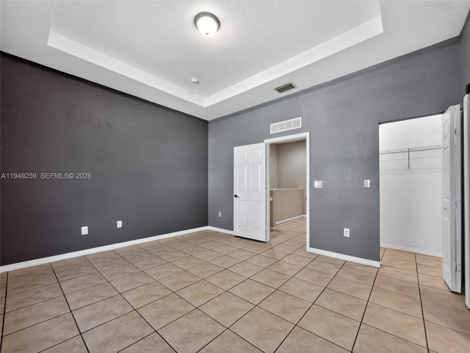 LAS TERRAZAS AT VIZCAYA C - Residential Lease
