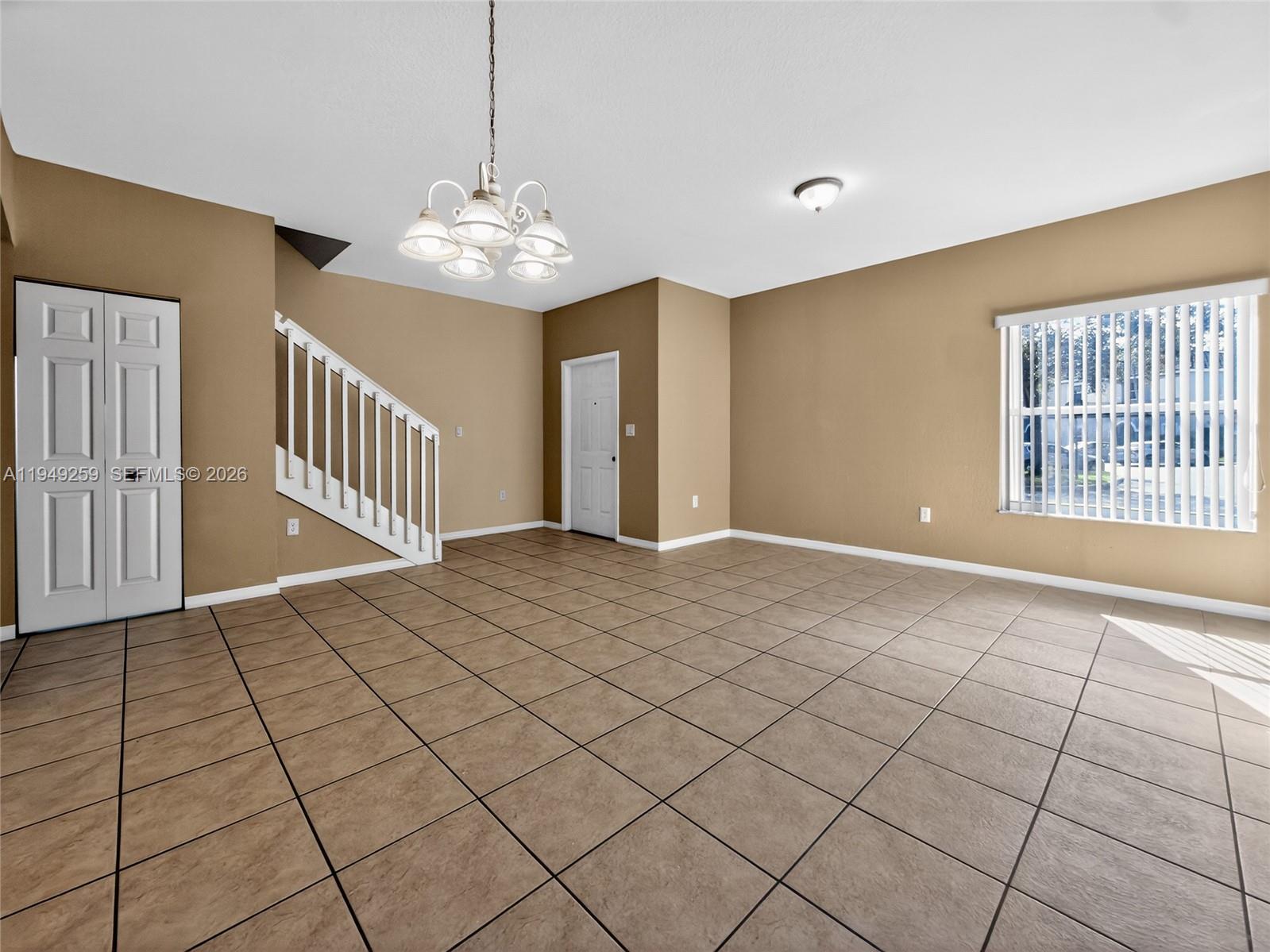 LAS TERRAZAS AT VIZCAYA C - Residential Lease