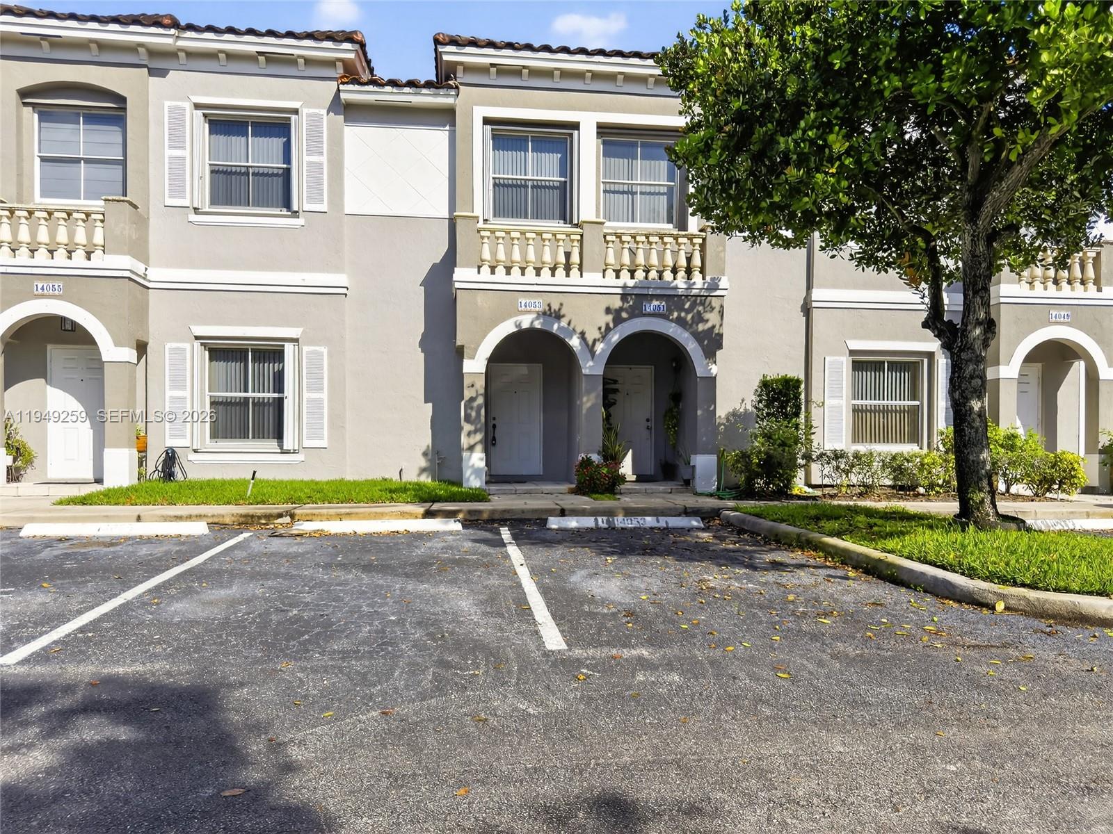 LAS TERRAZAS AT VIZCAYA C - Residential Lease