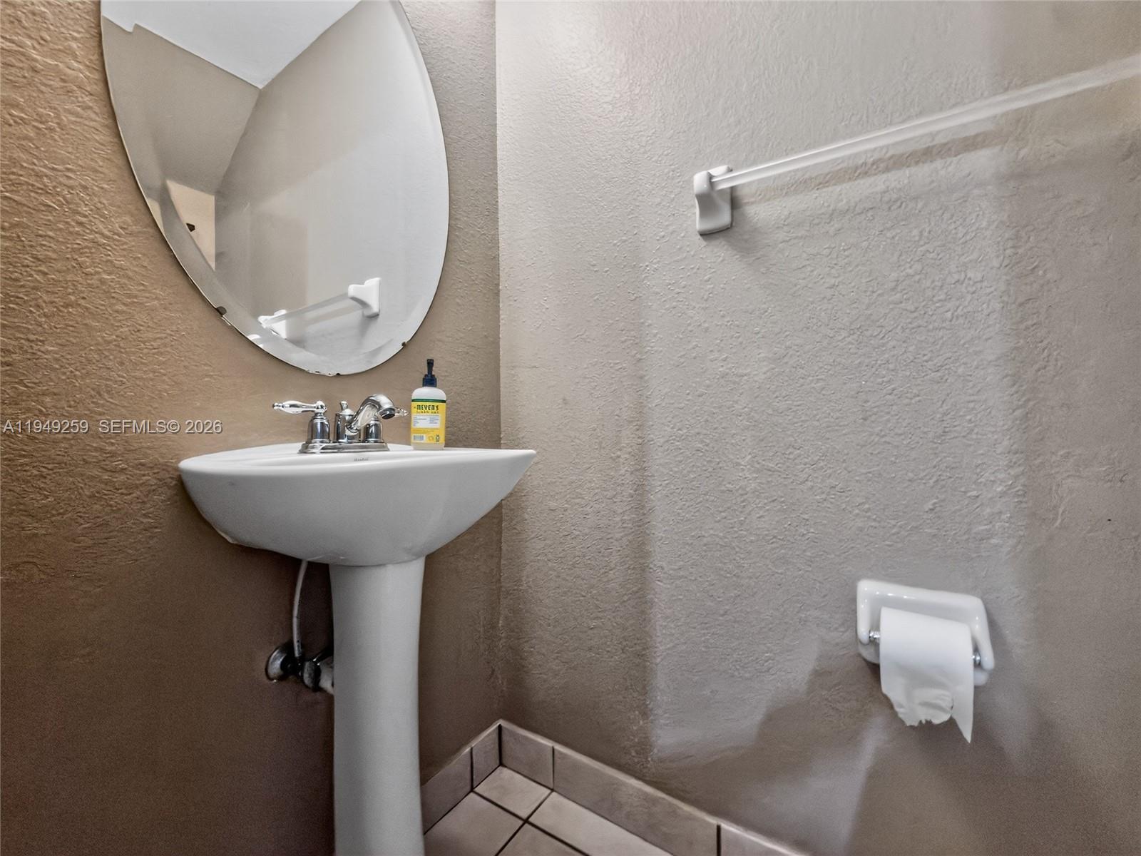 LAS TERRAZAS AT VIZCAYA C - Residential Lease