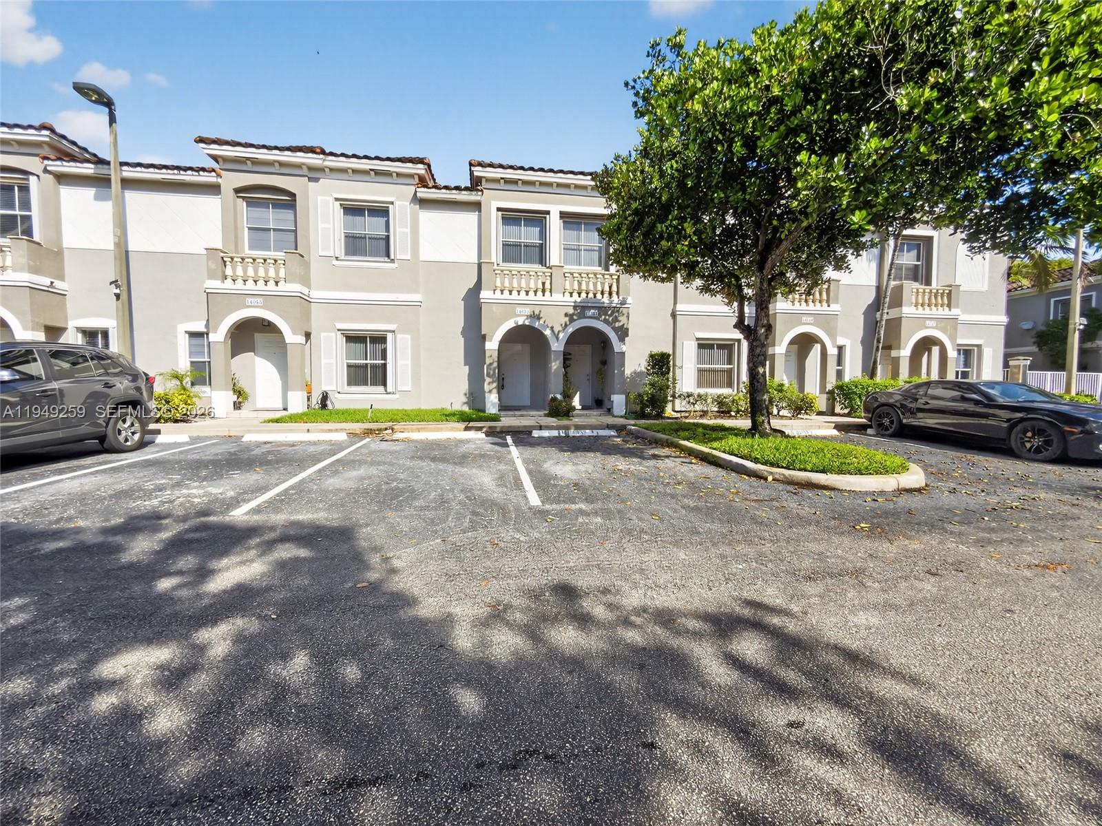 LAS TERRAZAS AT VIZCAYA C - Residential Lease