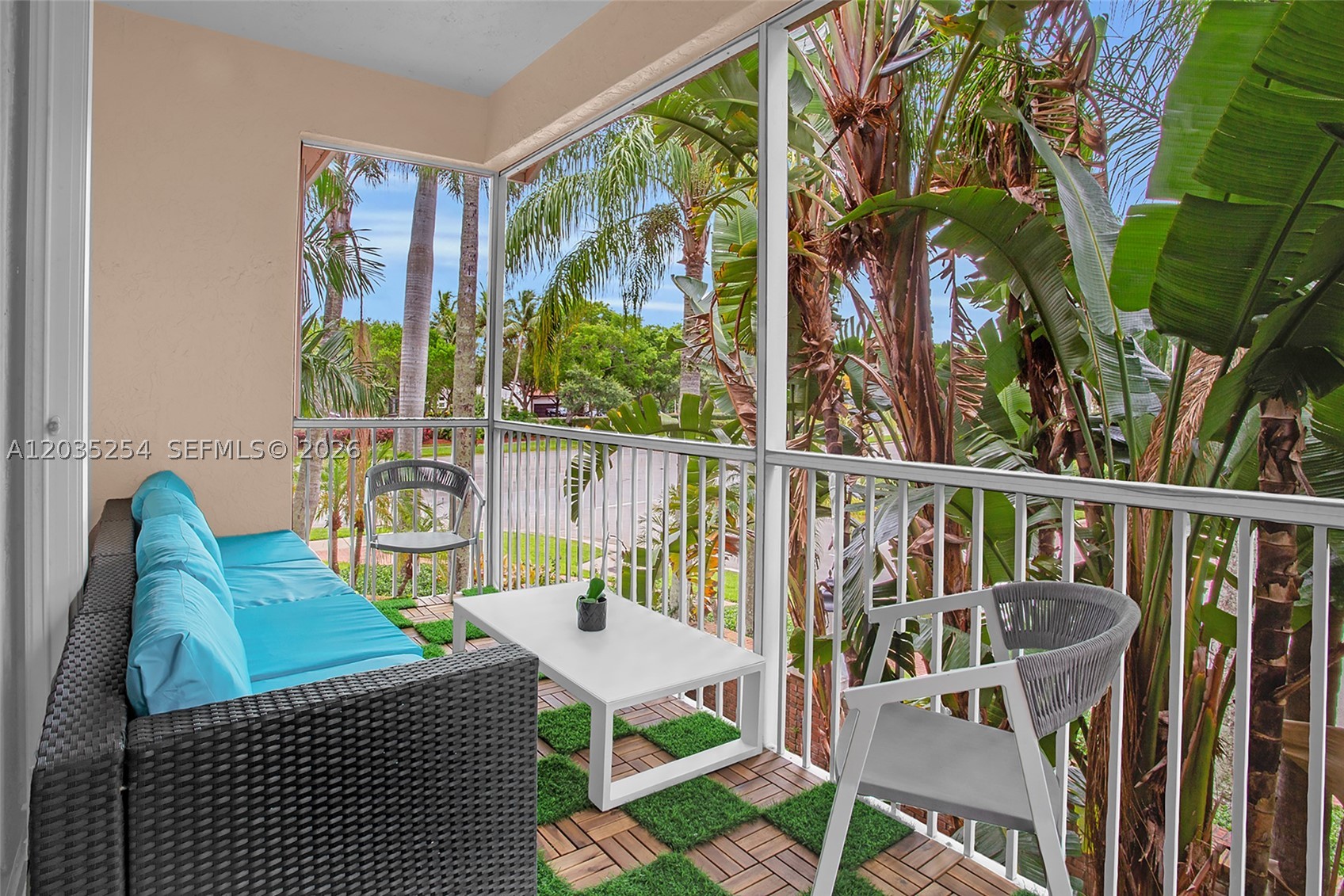 STEEPLECHASE - Residential