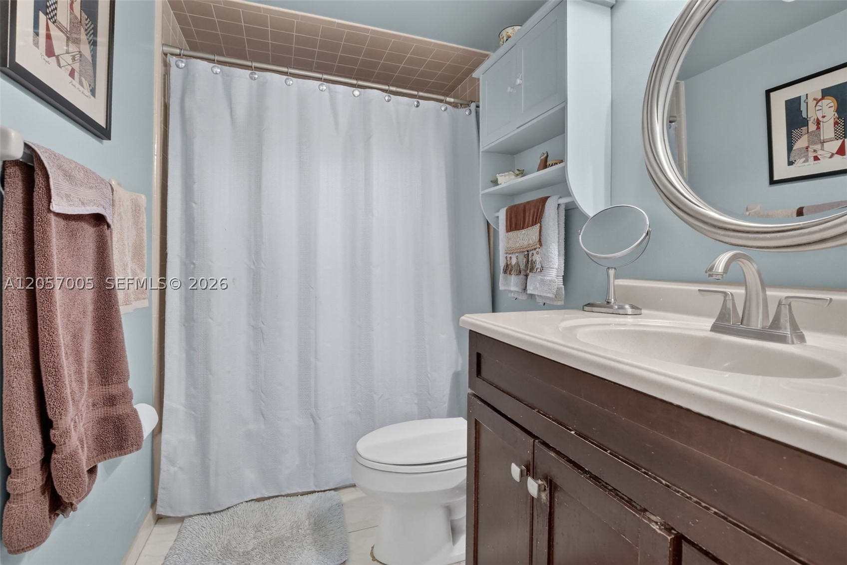 JACARANDA ESTATES CONDO - Residential