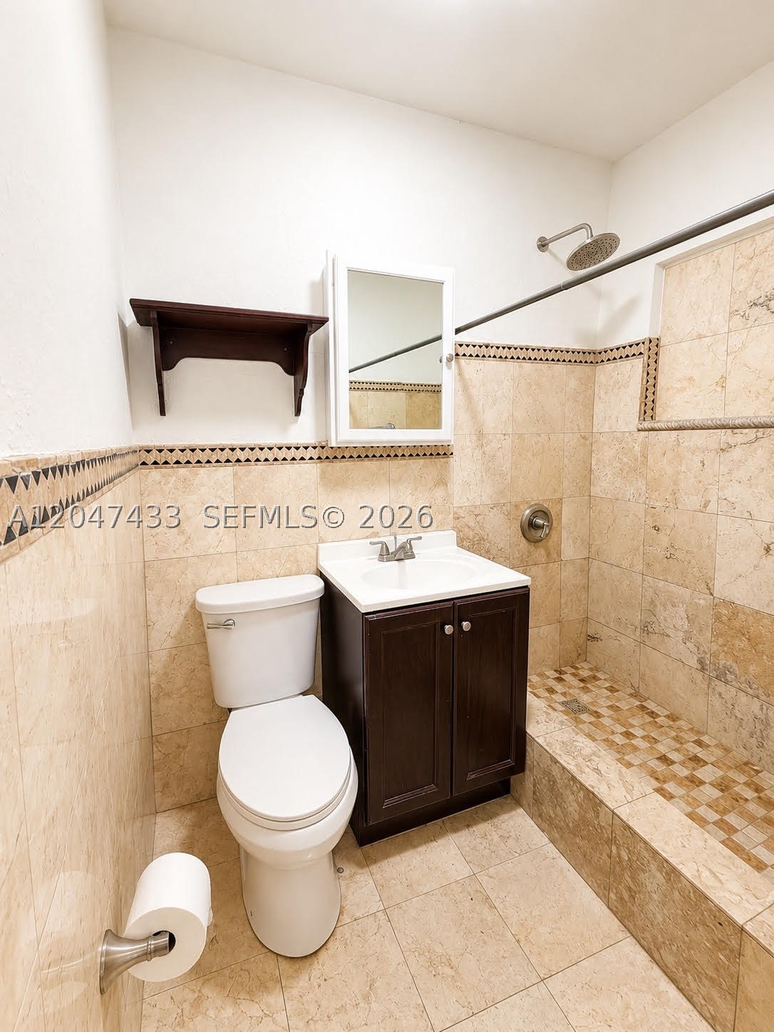 PINE WOOD PK - Residential Lease