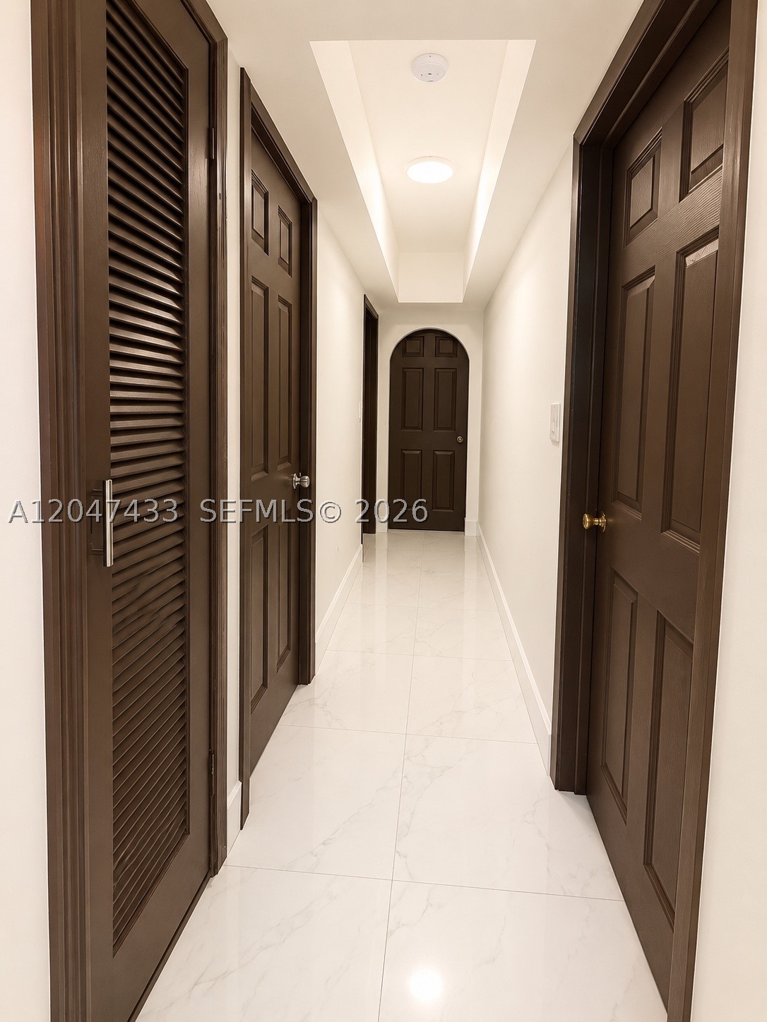 PINE WOOD PK - Residential Lease