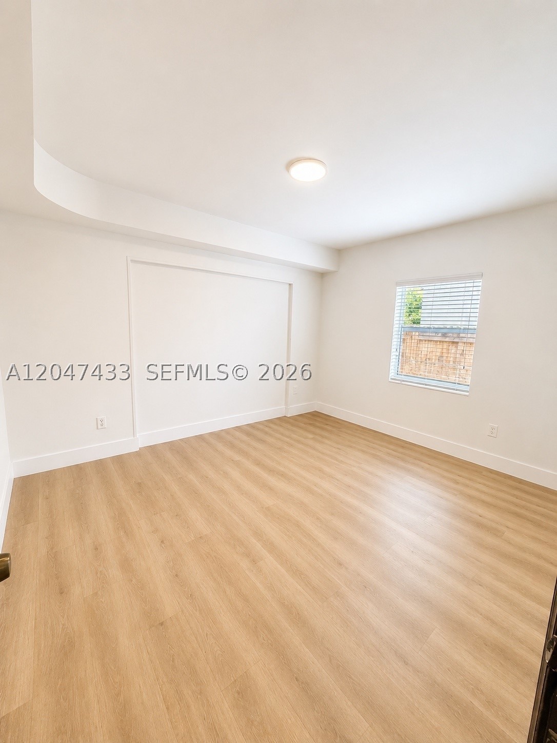 PINE WOOD PK - Residential Lease