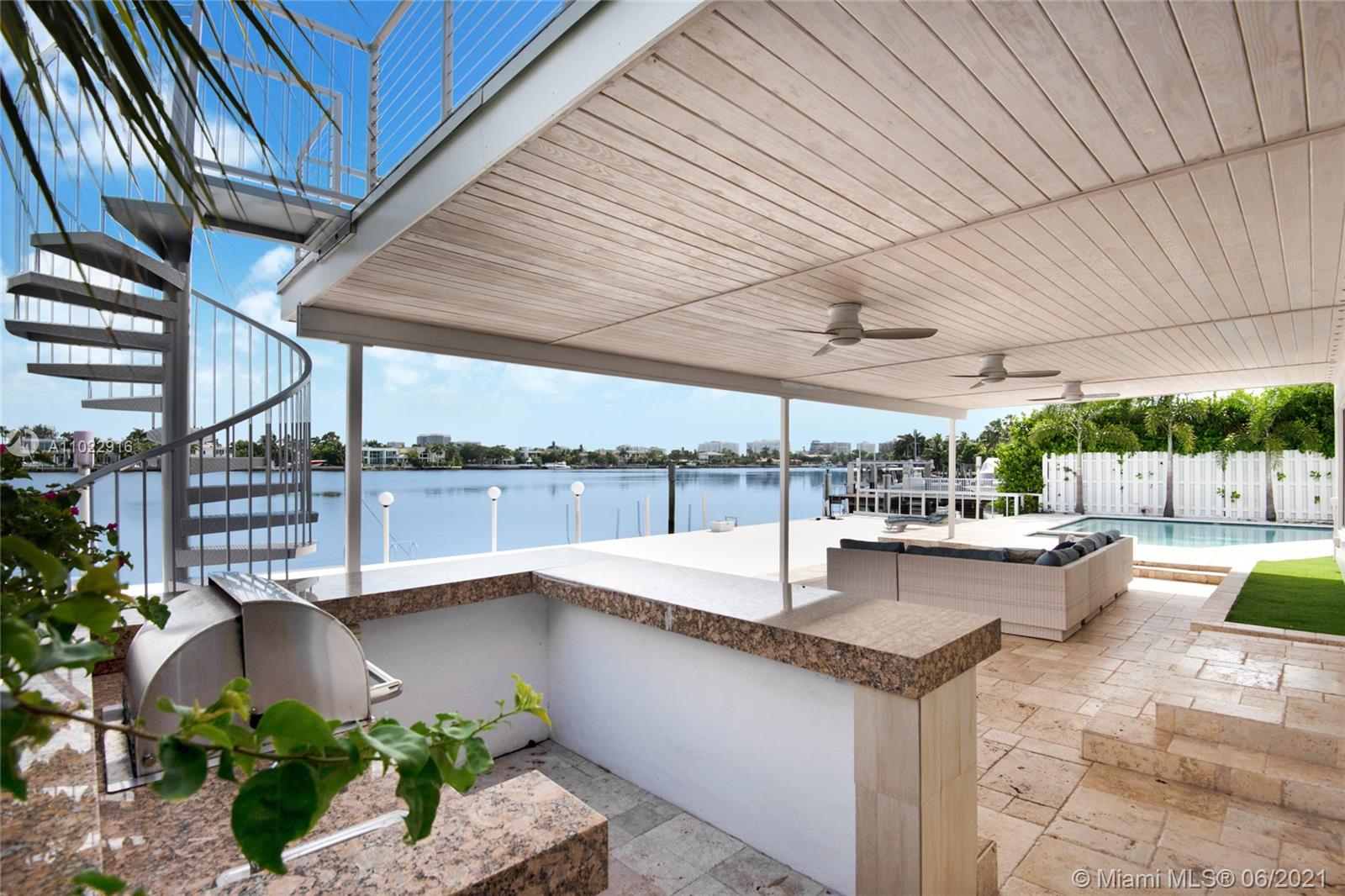 BISCAYNE BEACH-2ND ADDN - Residential