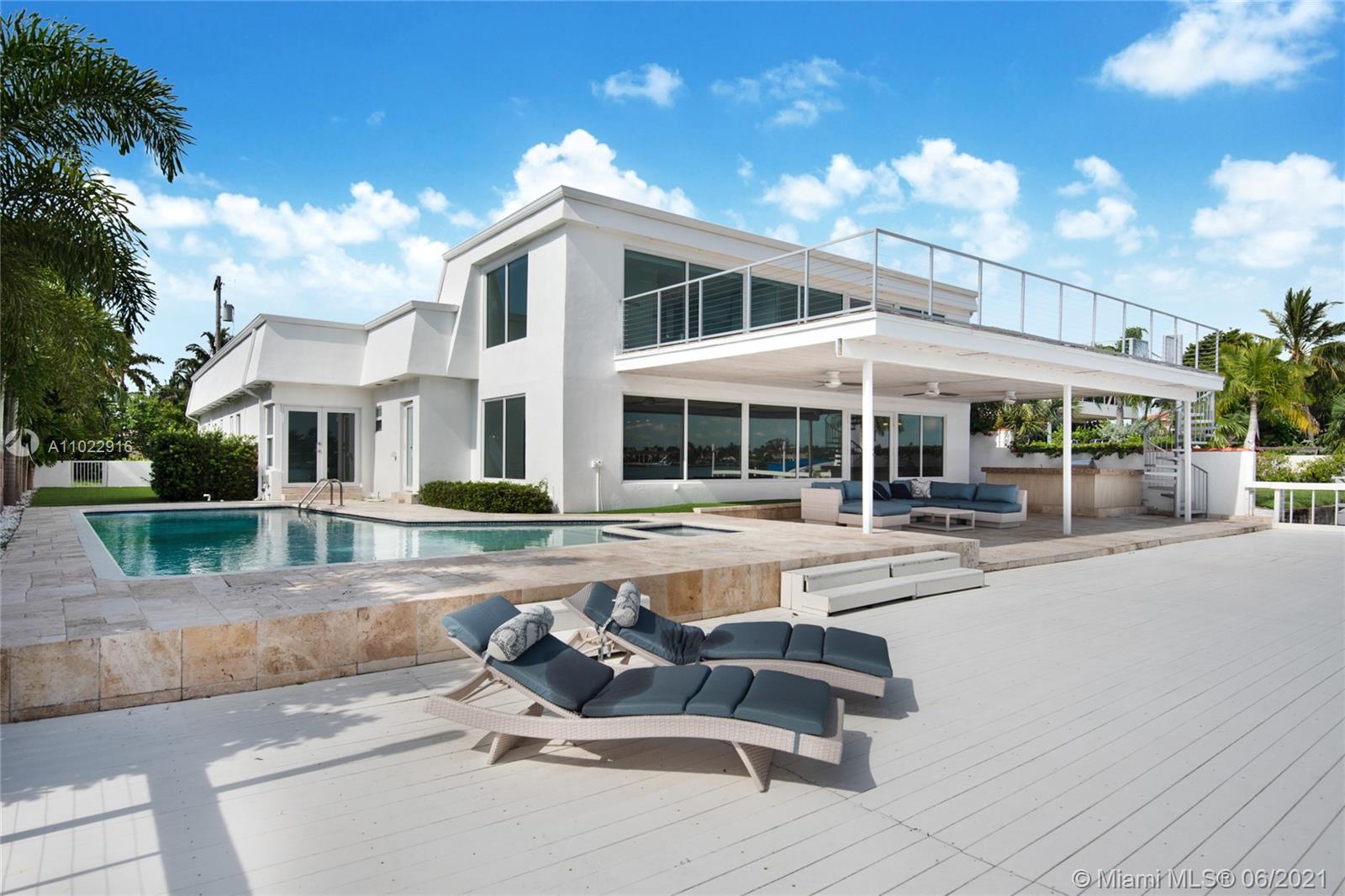 BISCAYNE BEACH-2ND ADDN - Residential