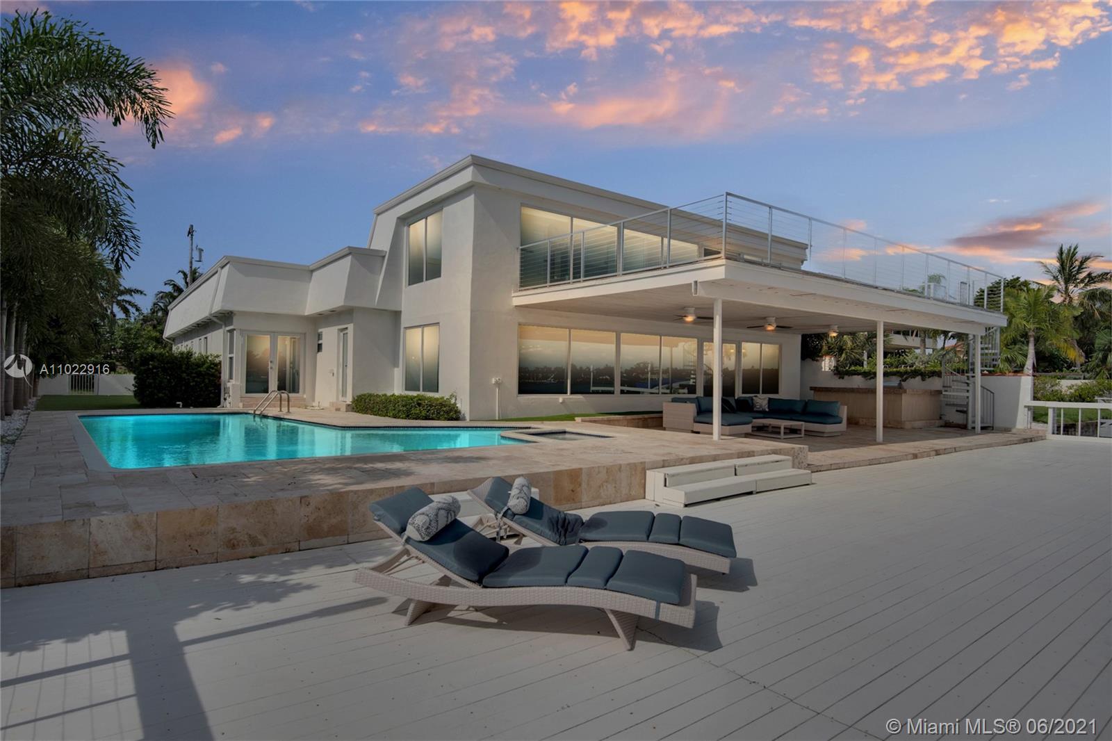 BISCAYNE BEACH-2ND ADDN - Residential