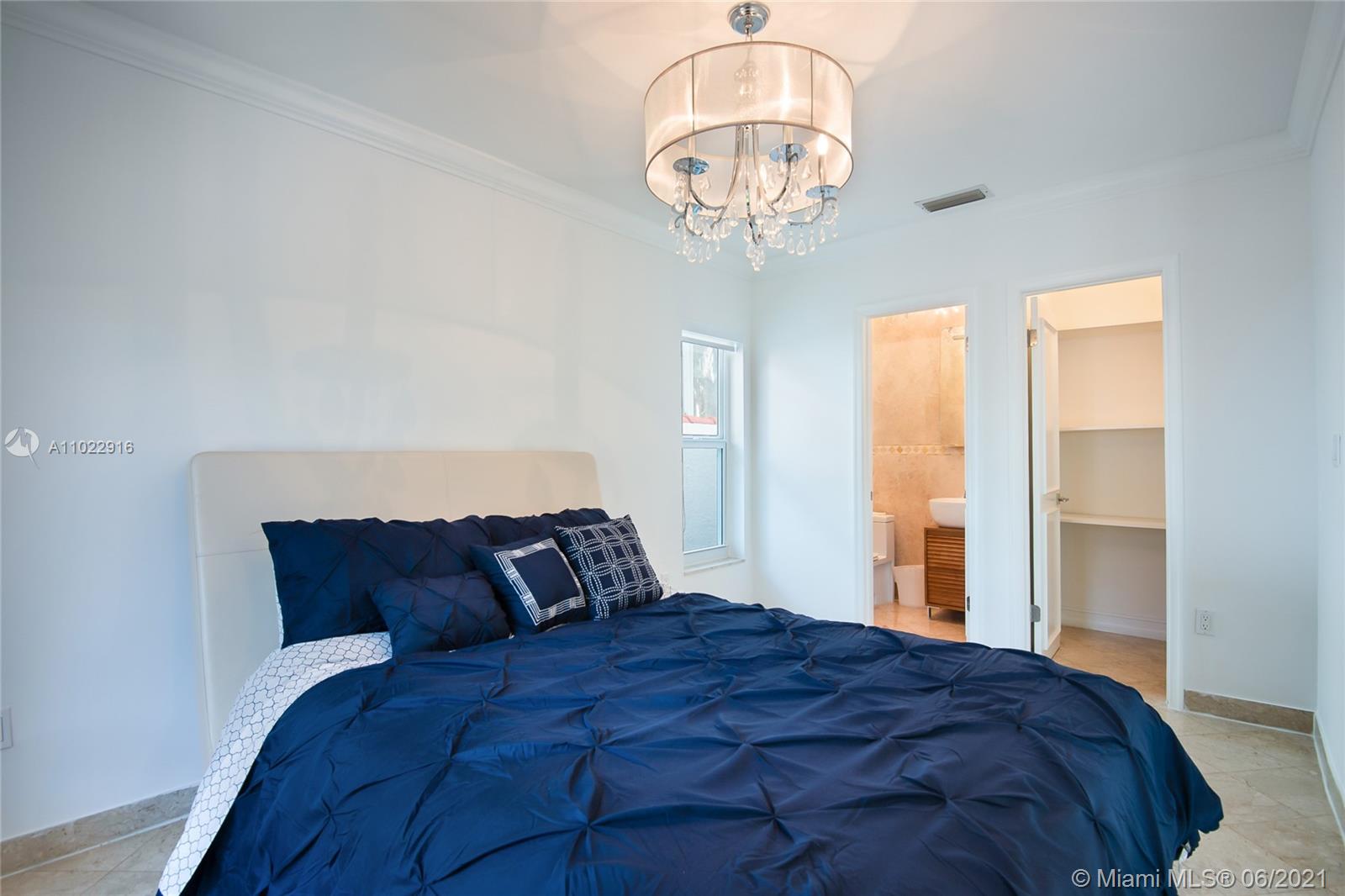 BISCAYNE BEACH-2ND ADDN - Residential