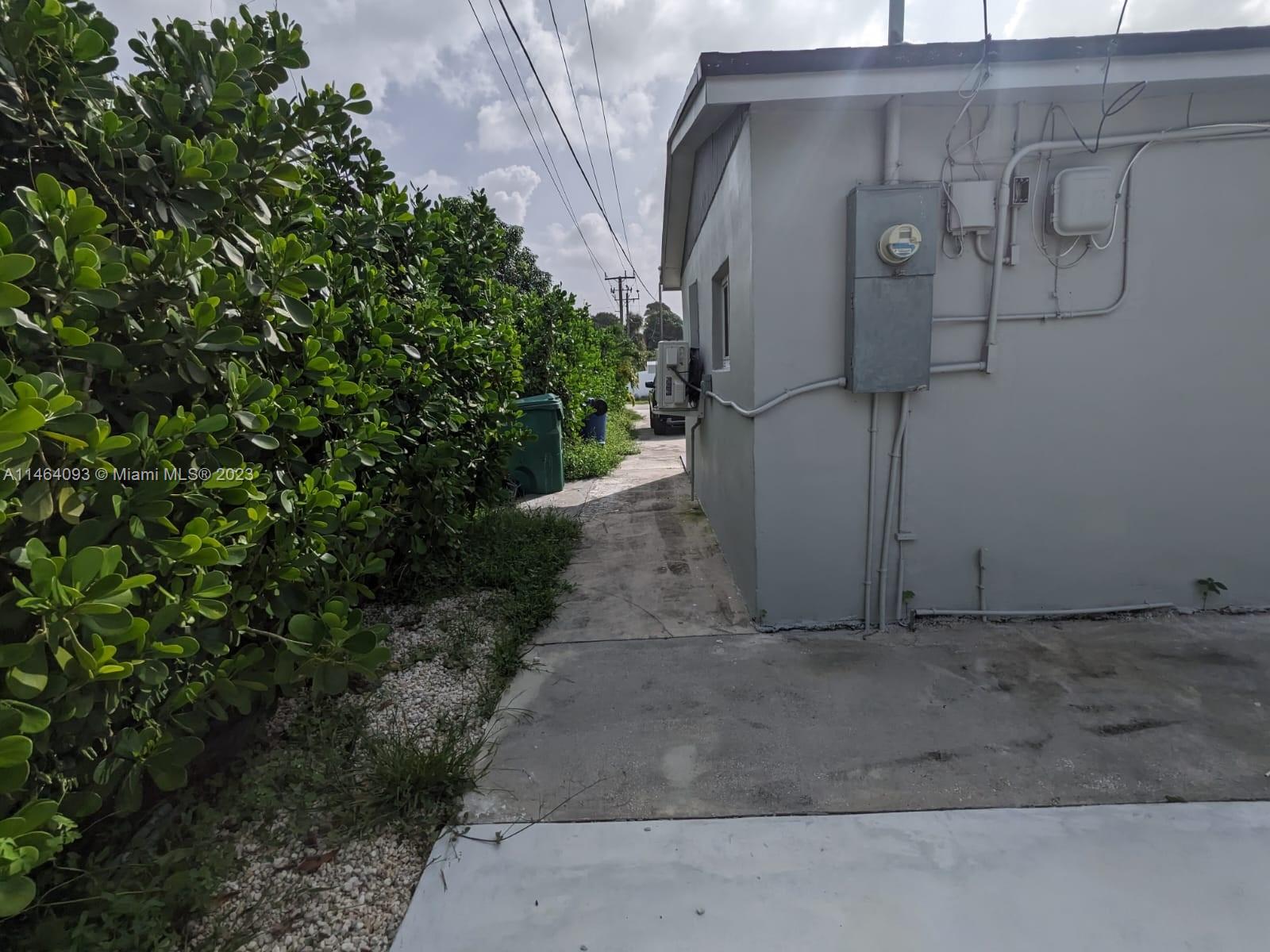 RIVERDALE ESTATES SEC 2 - Residential Lease
