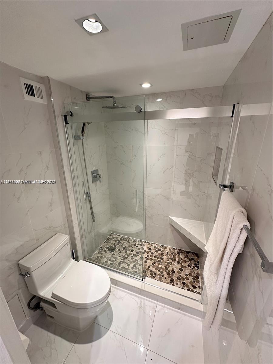 RONEY PALACE CONDO - Residential