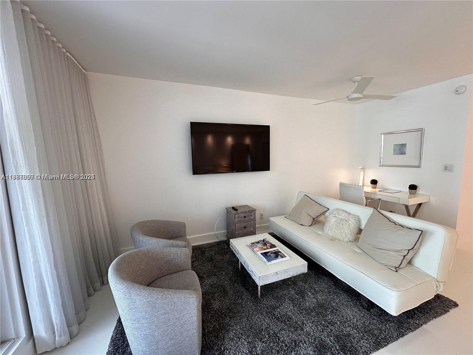 RONEY PALACE CONDO - Residential