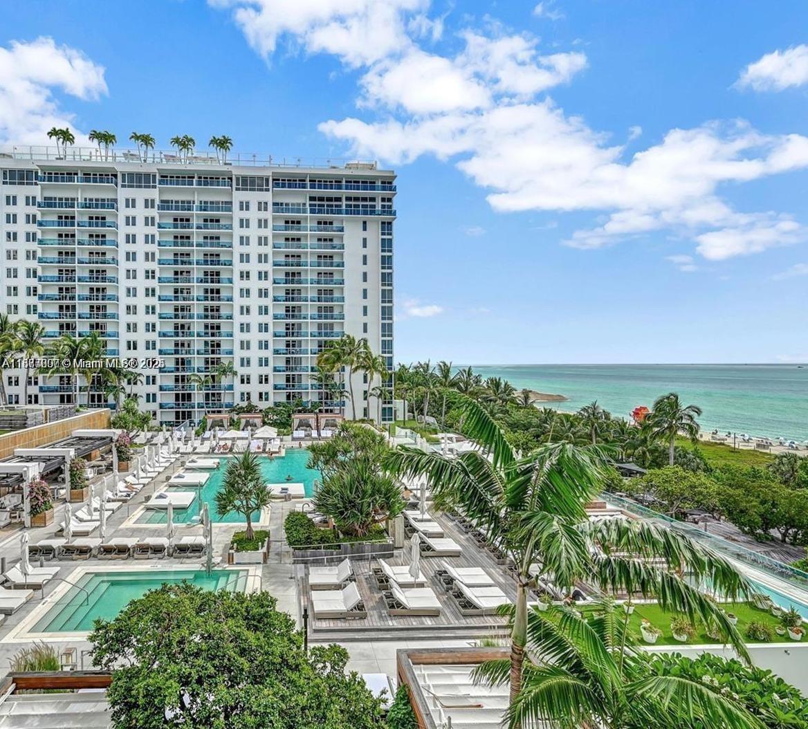 RONEY PALACE CONDO - Residential
