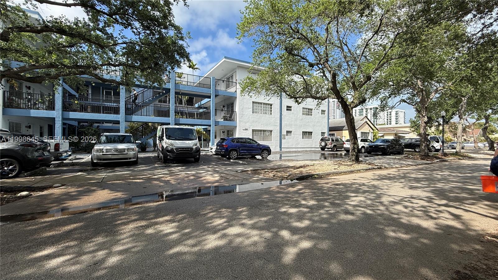 BARCLAY ARMS CONDO - Residential