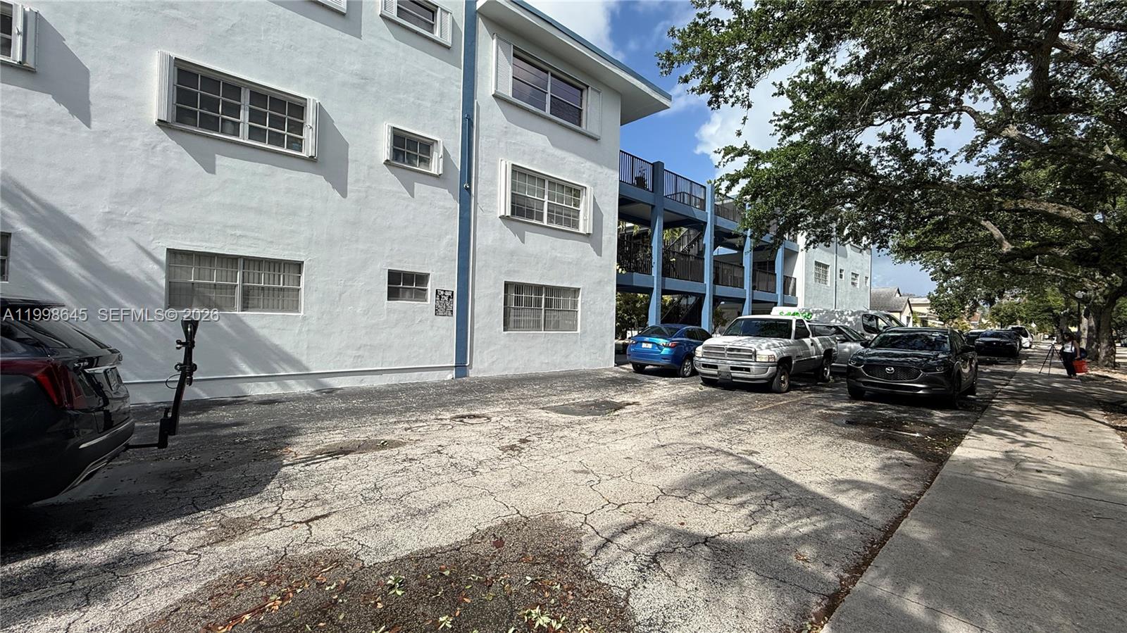 BARCLAY ARMS CONDO - Residential