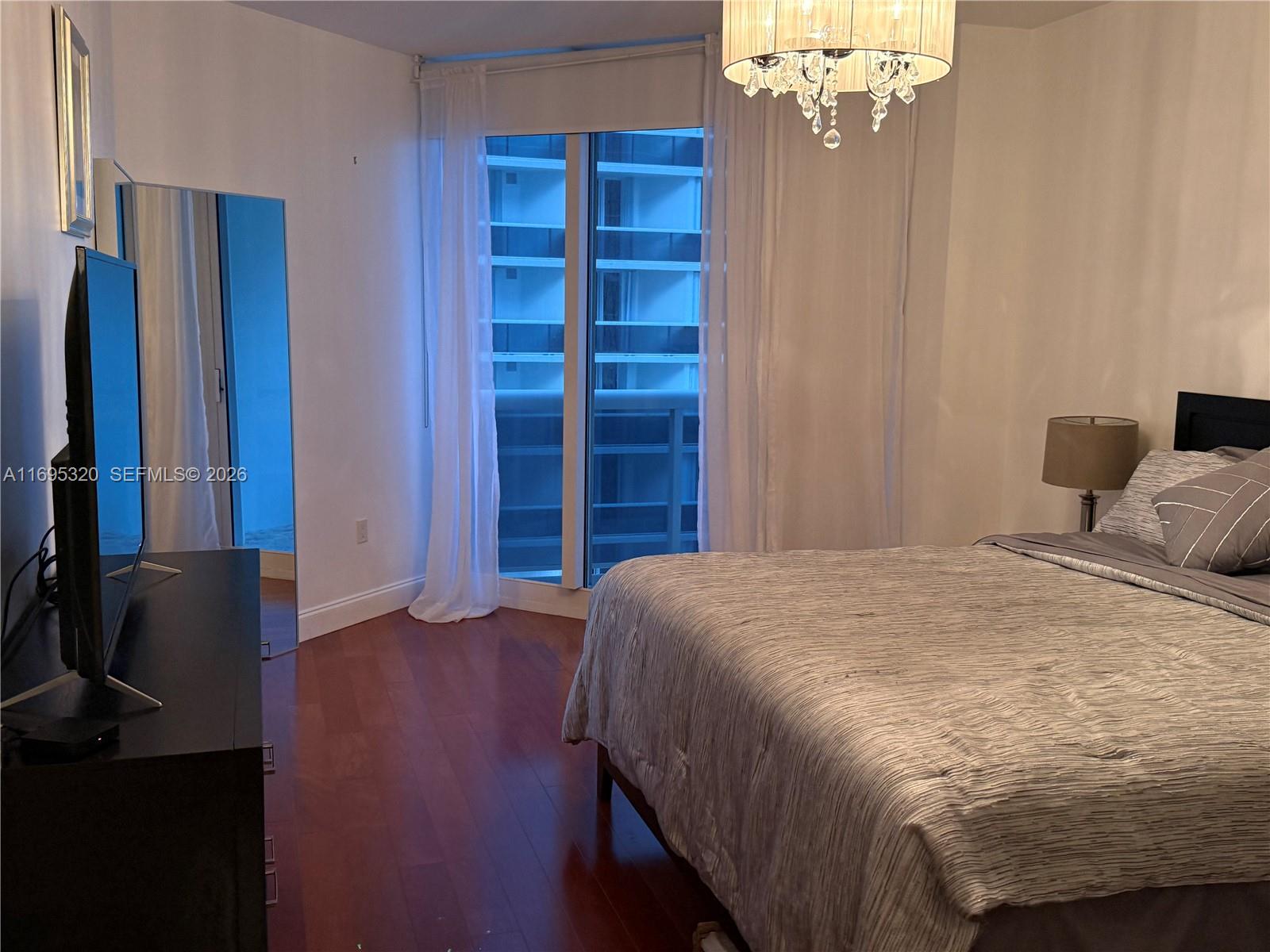SOLIMAR CONDO - Residential