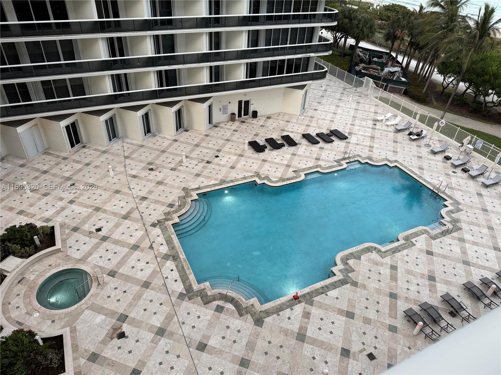 SOLIMAR CONDO - Residential