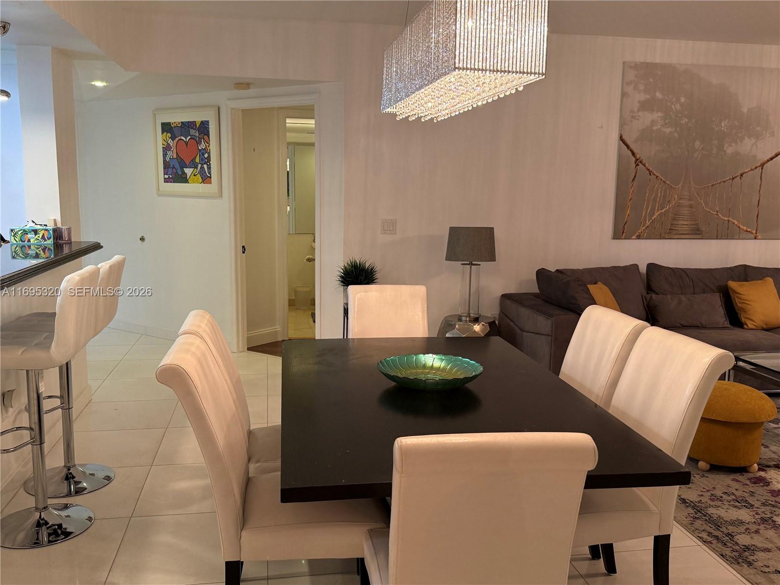 SOLIMAR CONDO - Residential