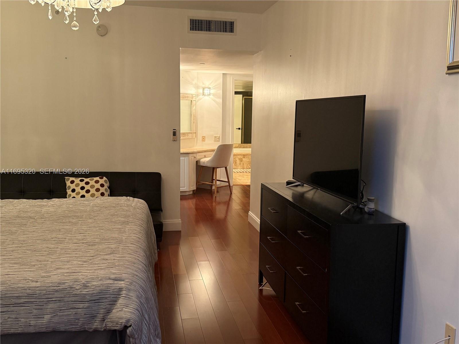 SOLIMAR CONDO - Residential