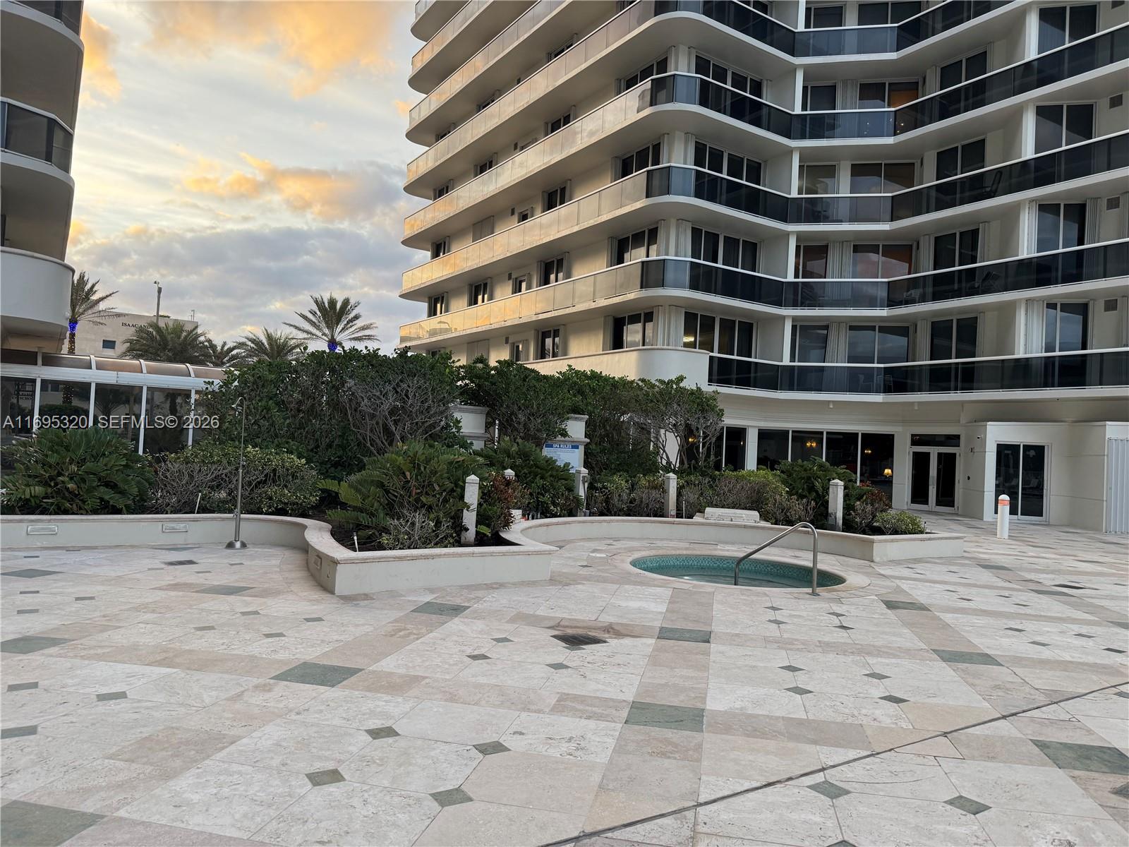 SOLIMAR CONDO - Residential