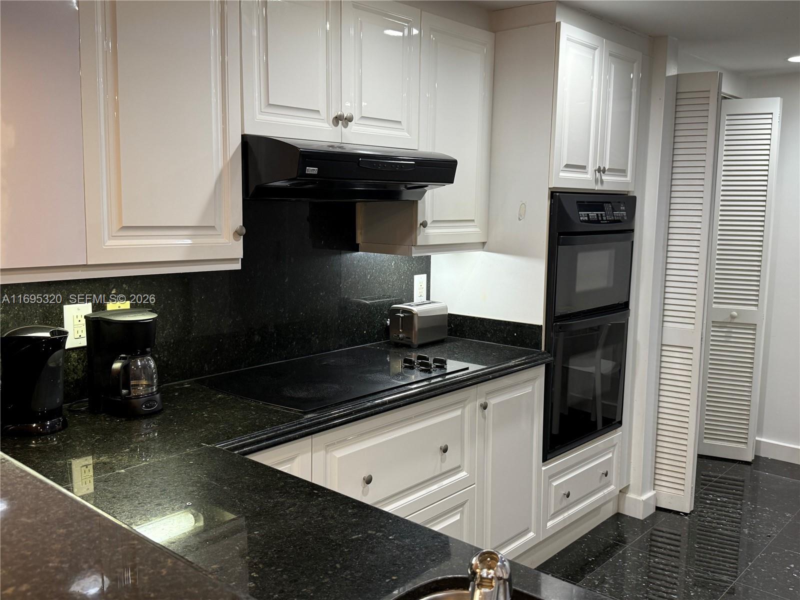 SOLIMAR CONDO - Residential