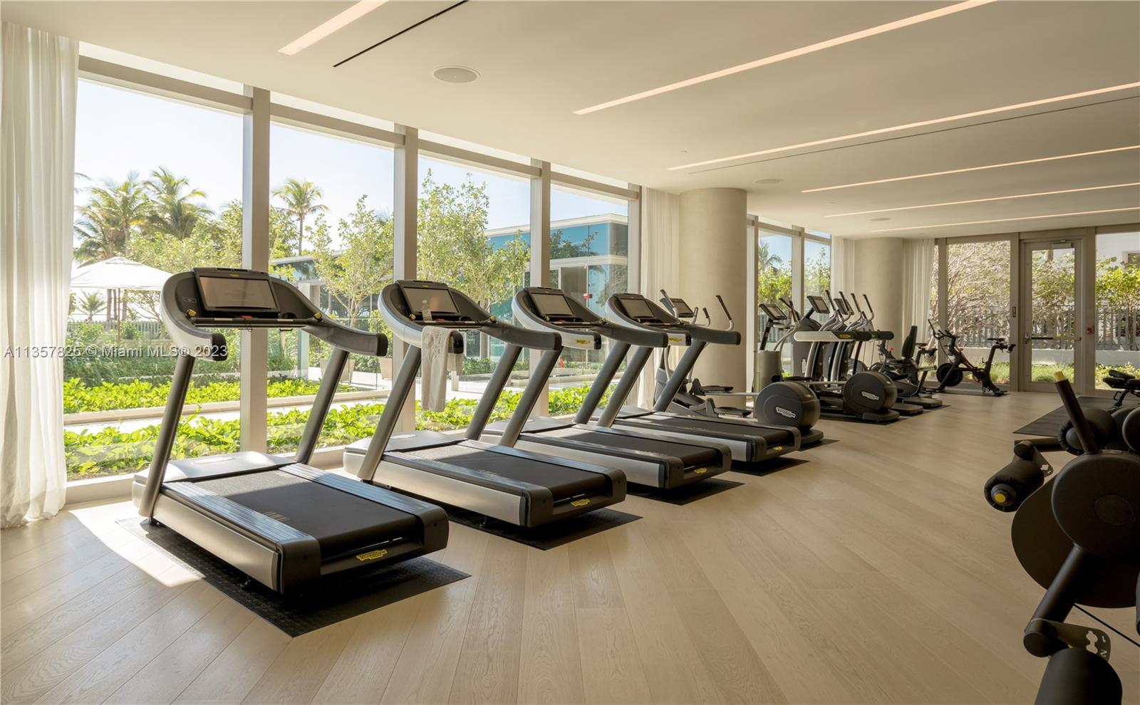OCEANA BAL HARBOUR CONDO - Residential