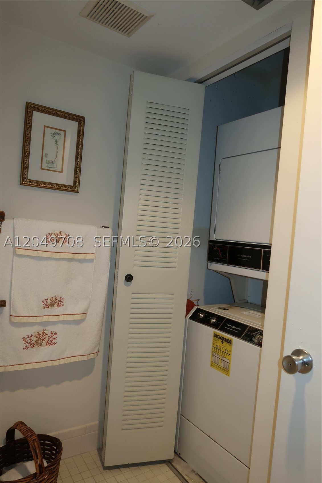 CAMBRIDGE AT CENTURY VILL - Residential