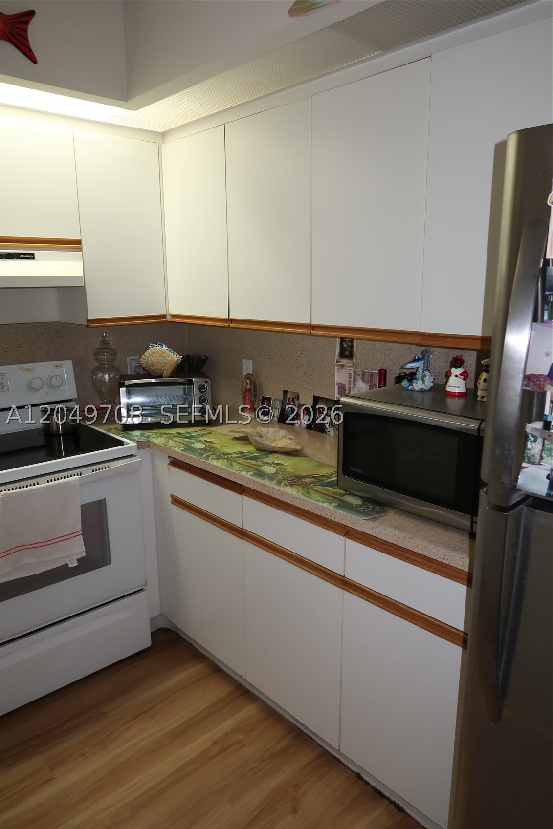 CAMBRIDGE AT CENTURY VILL - Residential