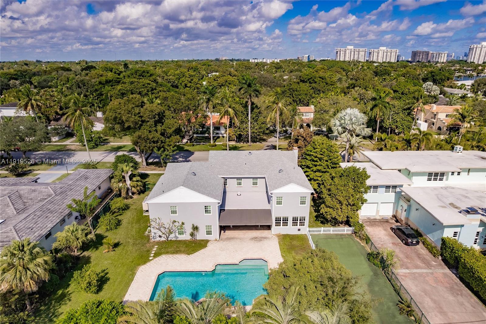 MIAMI SHORES SEC 3 - Residential