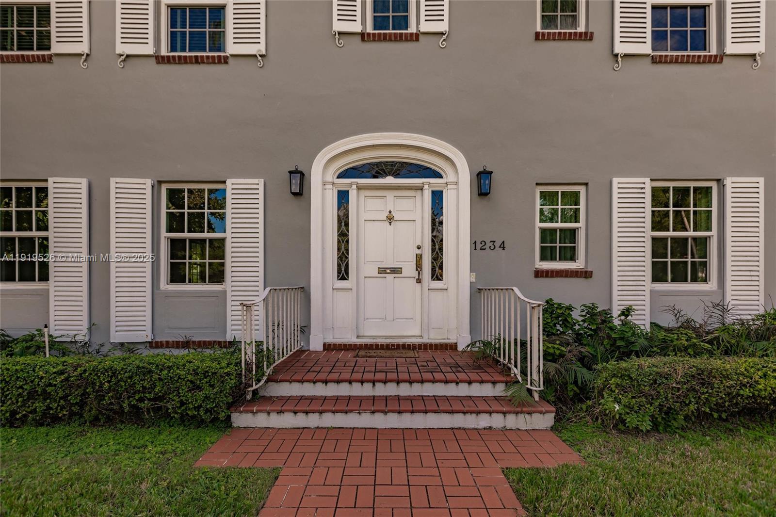 MIAMI SHORES SEC 3 - Residential
