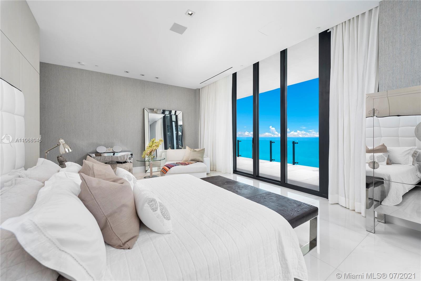 MUSE CONDO - Residential