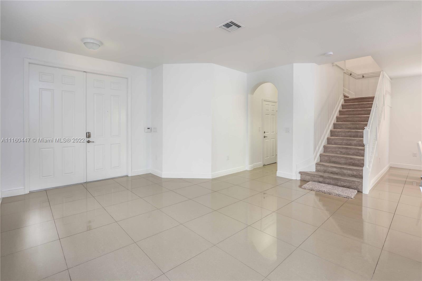 ISLES AT GRAND BAY - Residential Lease