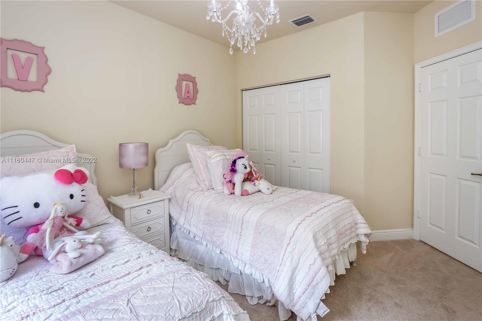 ISLES AT GRAND BAY - Residential Lease