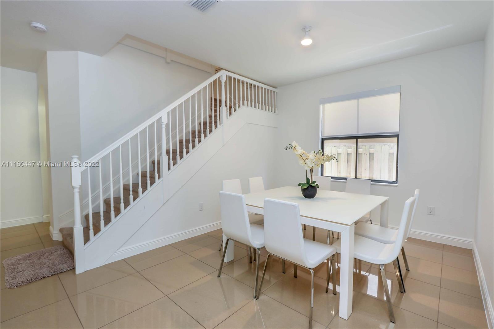 ISLES AT GRAND BAY - Residential Lease