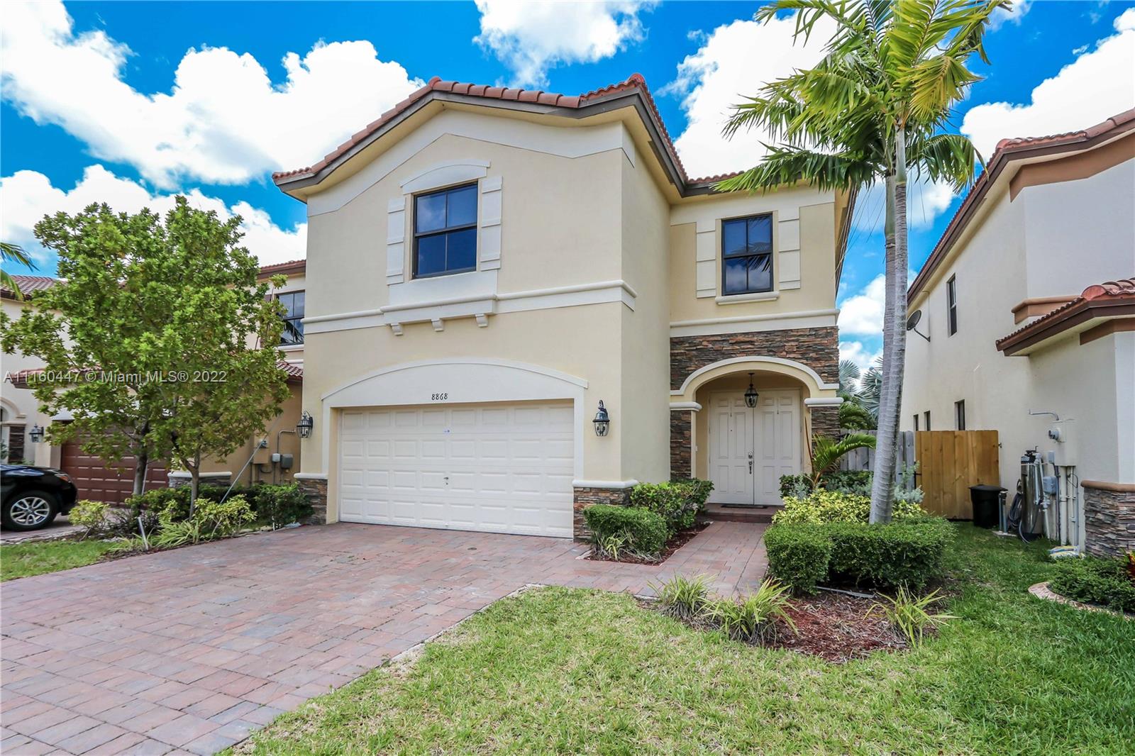 ISLES AT GRAND BAY - Residential Lease