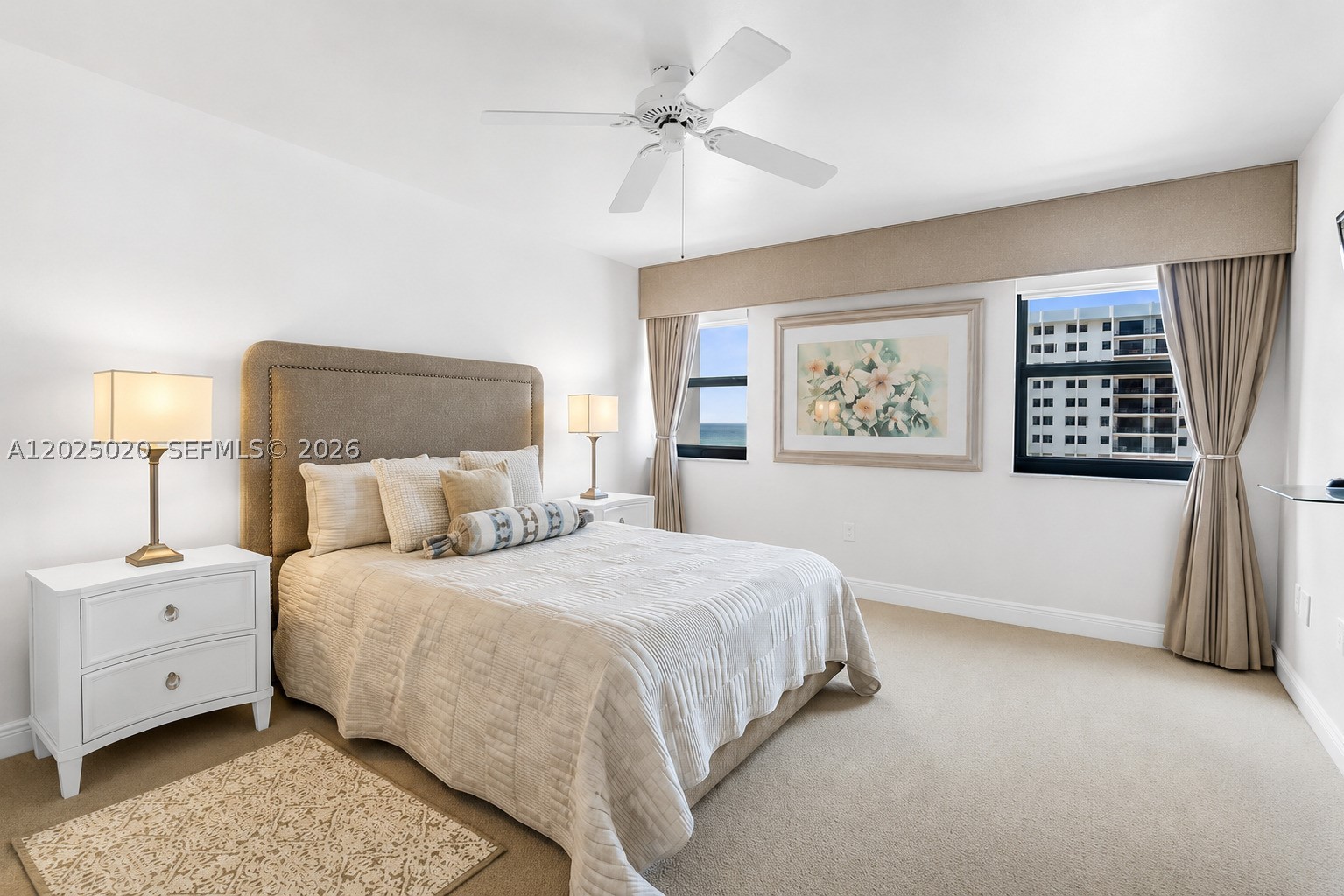 SUMMIT CONDO - Residential
