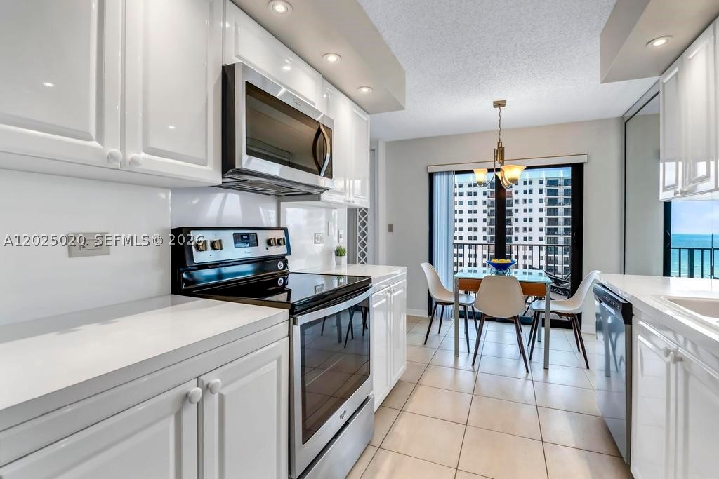 SUMMIT CONDO - Residential