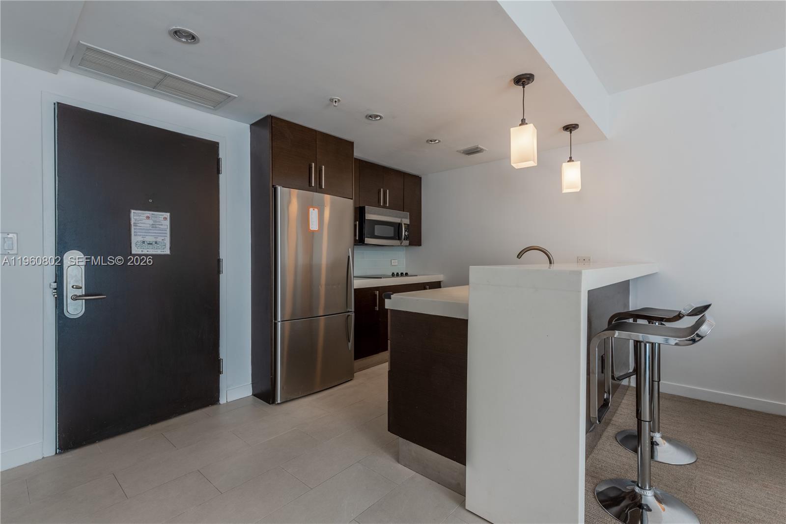 SOLE CONDO - Residential